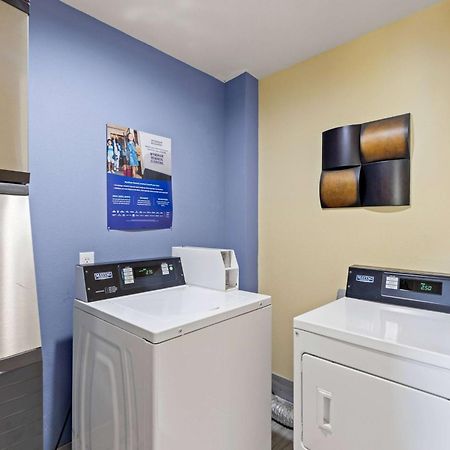Days Inn & Suites By Wyndham Dfw Airport South-Euless Exteriör bild