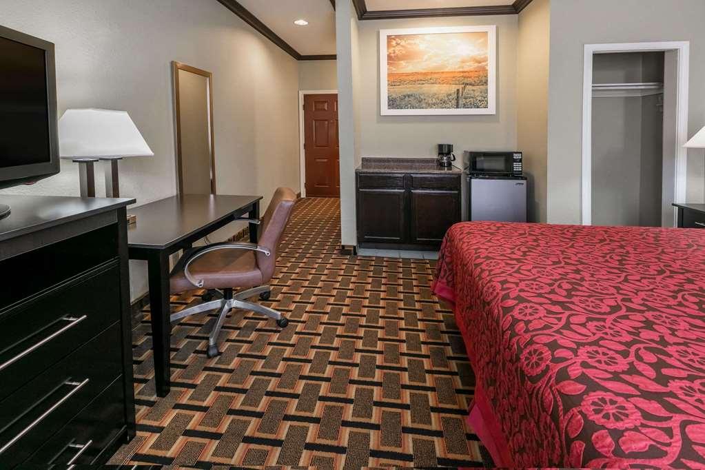 Days Inn & Suites By Wyndham Dfw Airport South-Euless Rum bild