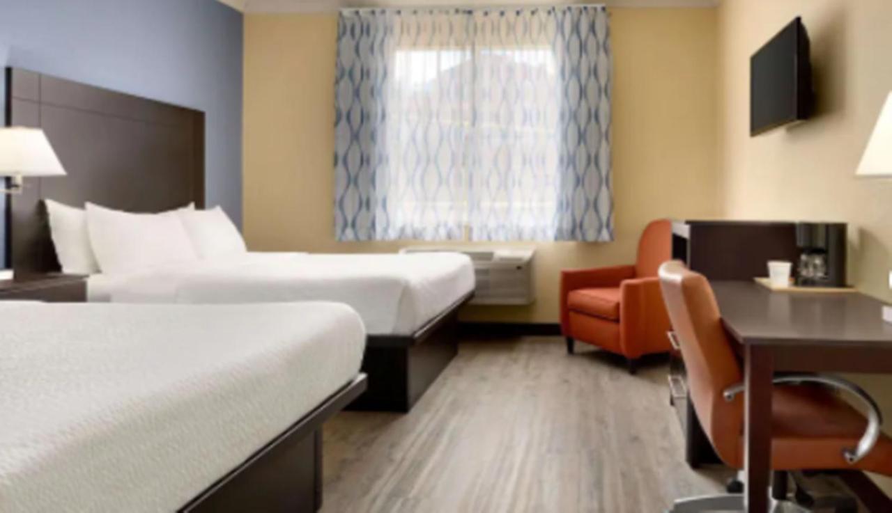 Days Inn & Suites By Wyndham Dfw Airport South-Euless Exteriör bild